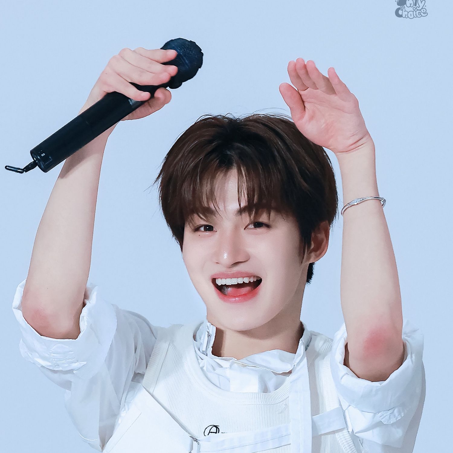 A moment captured by Jihoon (TWS)'s fan