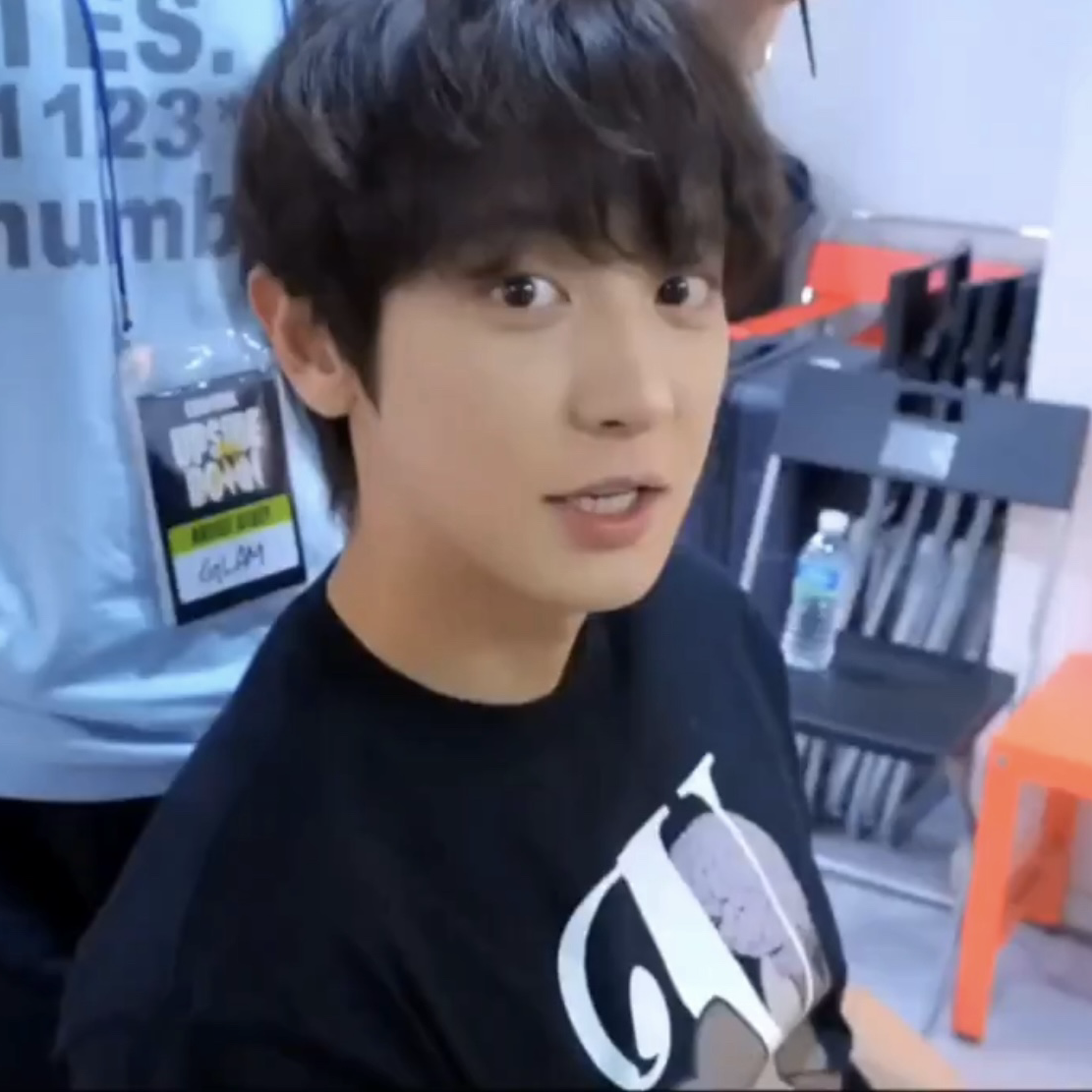 Behind-the-scenes cut of Chanyeol (EXO)
