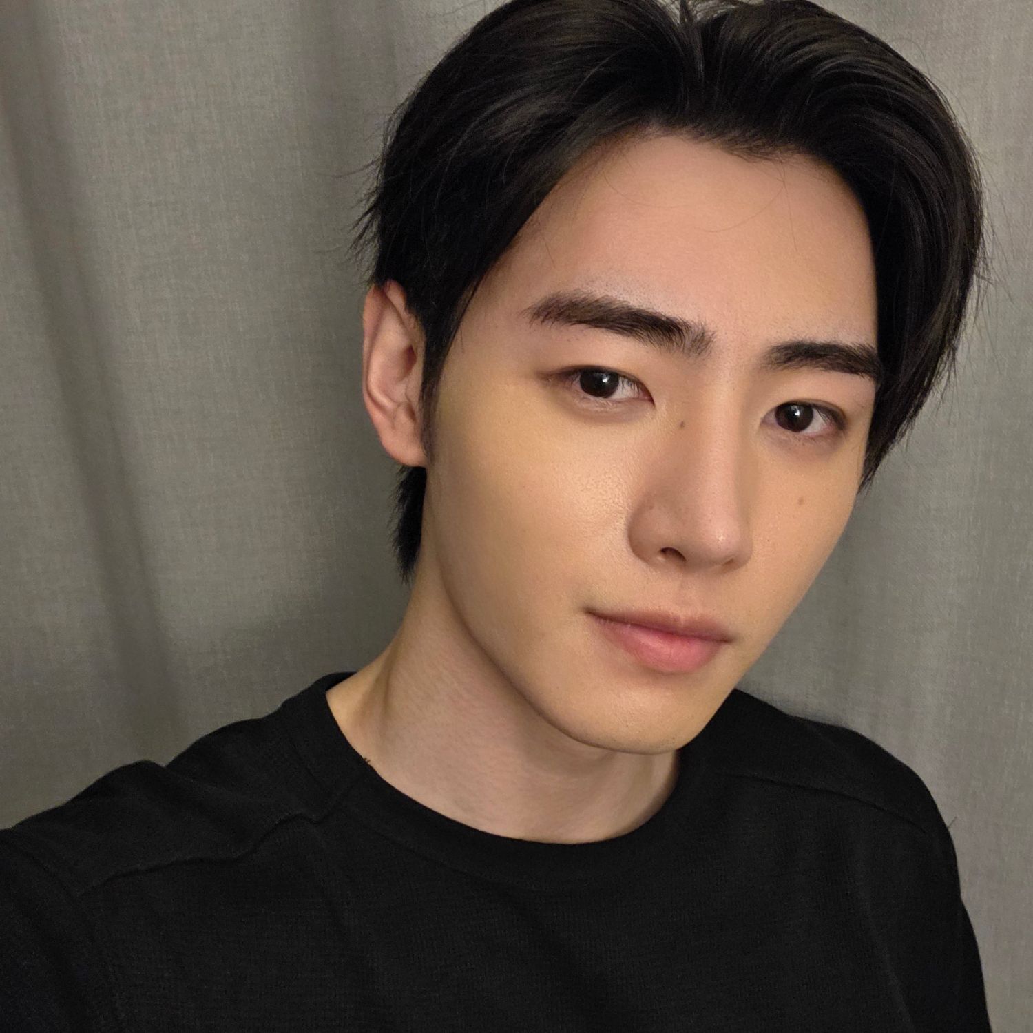 ソンフン (ENHYPEN)の最新写真