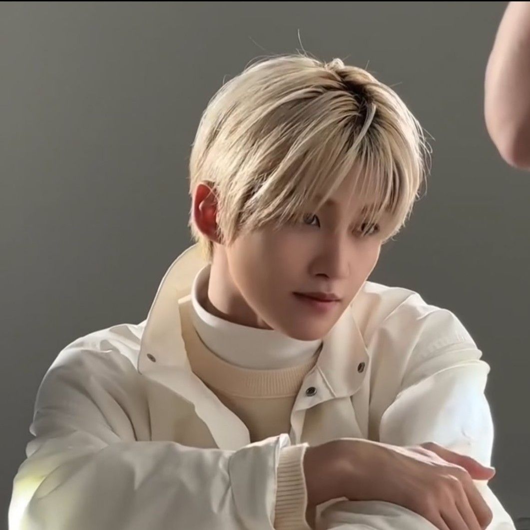 A moment captured by Jihoon (TWS)'s fan