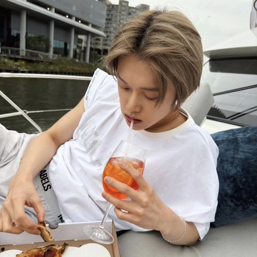 Momen yang diabadikan oleh penggemar Yeonjun (TOMORROW X TOGETHER)