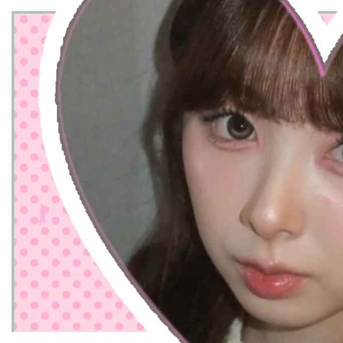 Recent activity shot of Miihi (NiziU)