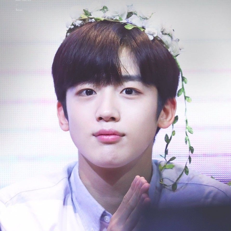 Behind-the-scenes cut of Kim Yohan (WEi)