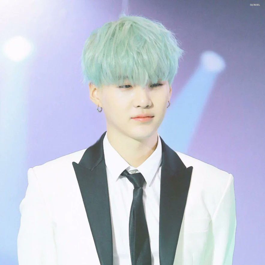 Latest photo of SUGA (BTS)