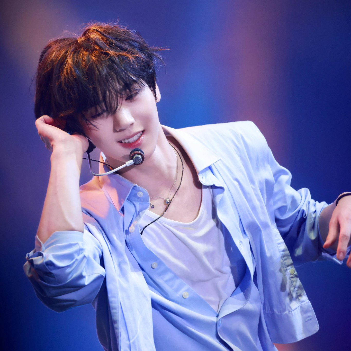 Recent activity shot of Han Yujin (ZEROBASEONE)