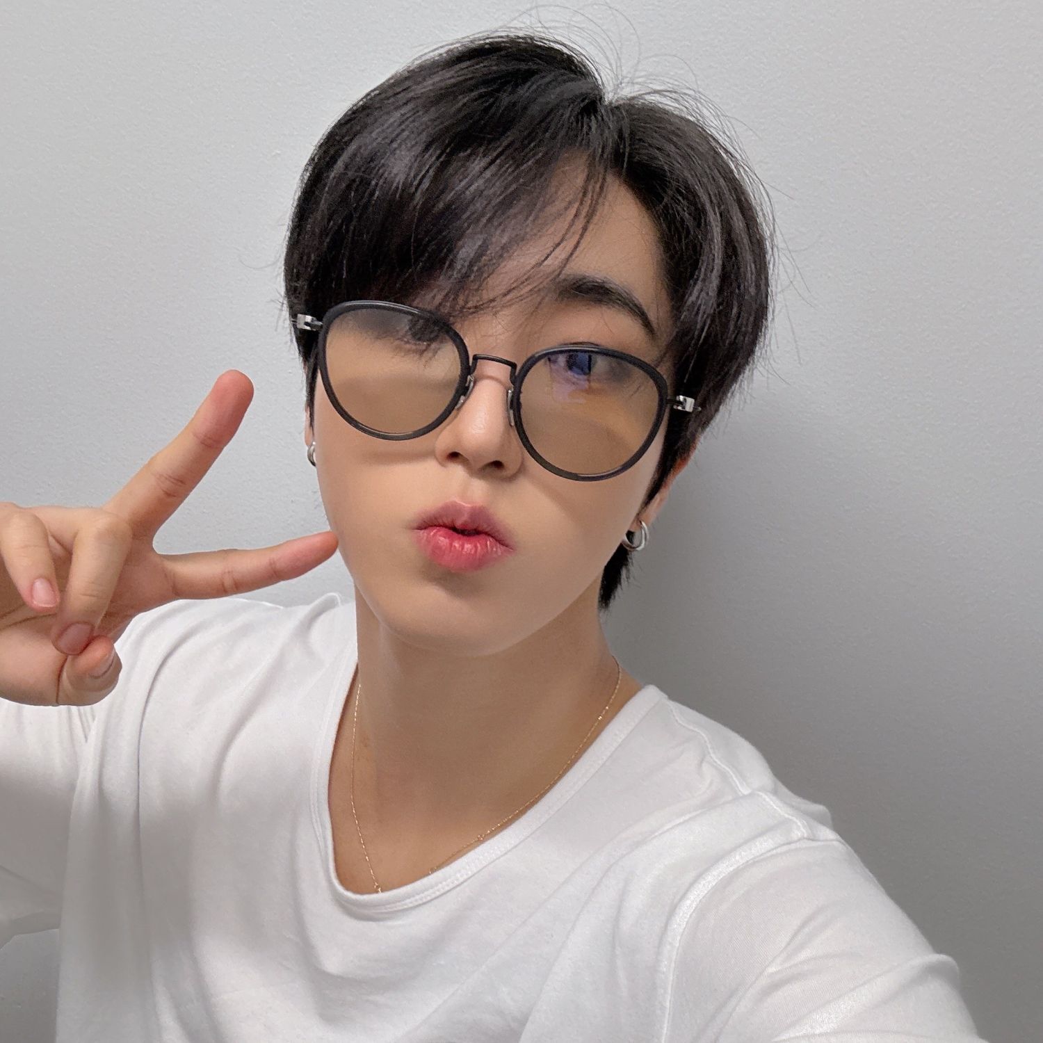 Latest photo of HAN (Stray Kids)