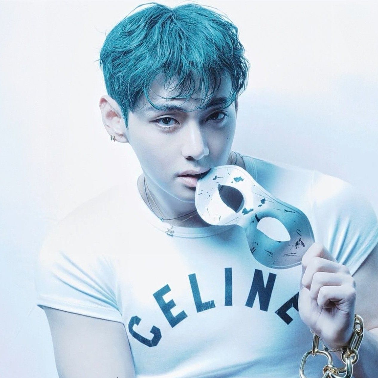 Recent activity shot of V (BTS)