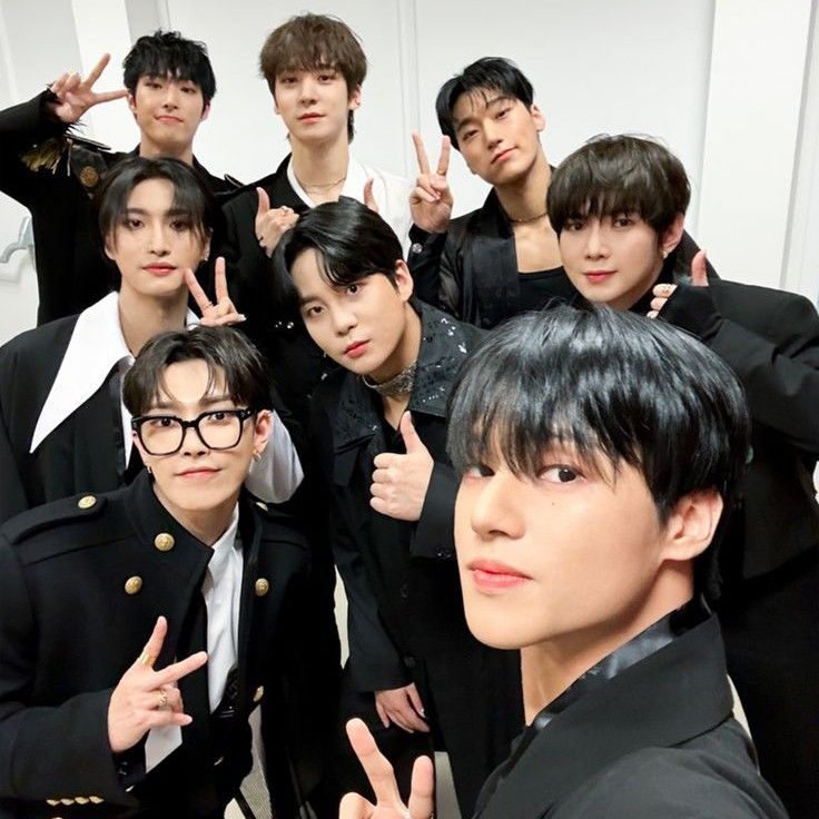 Foto aktivitas terbaru ATEEZ