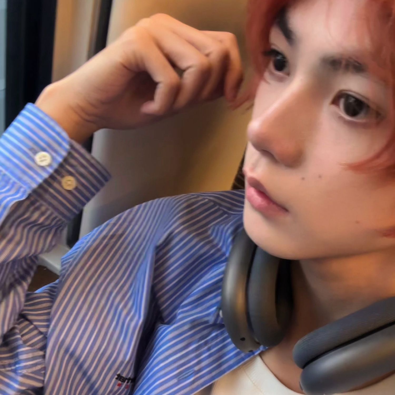 A moment captured by Xiong (NexT1DE)'s fan