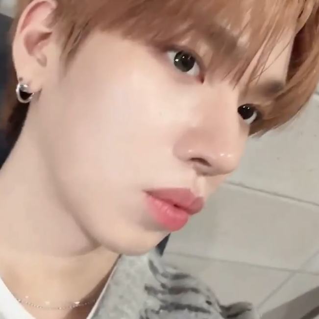 Latest photo of Hanjun (n.SSign)