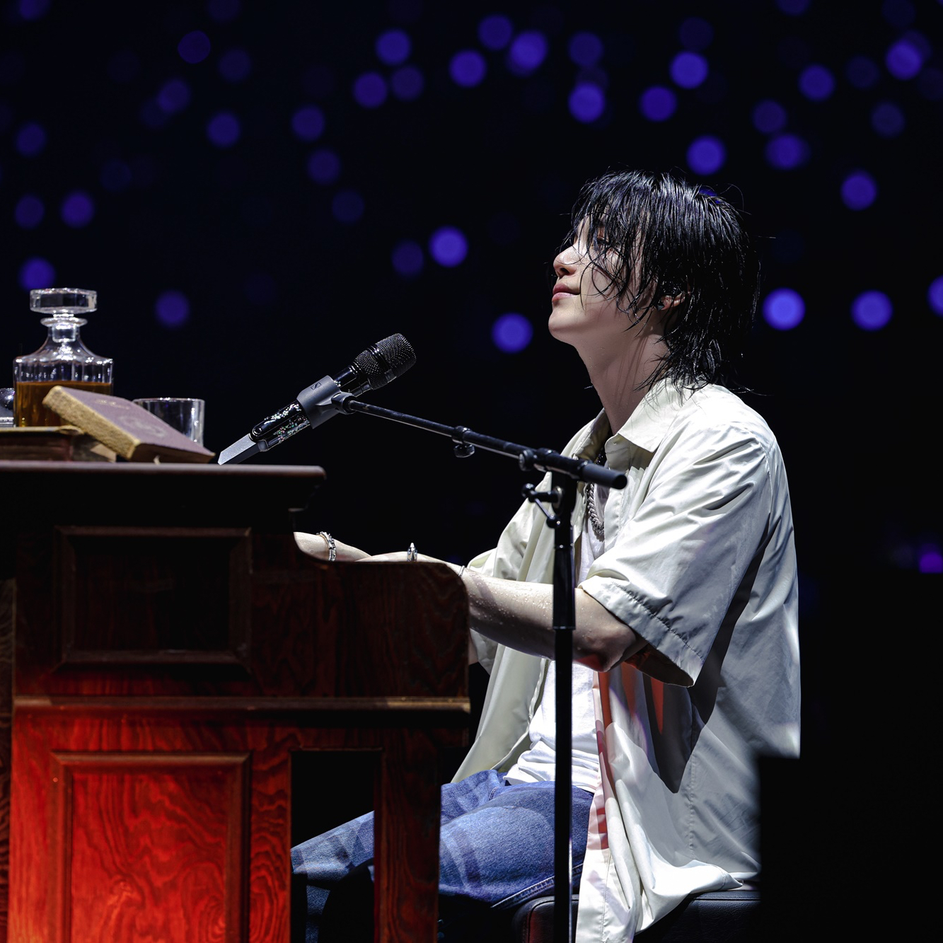 SUGA (防弹少年团)的最新照片