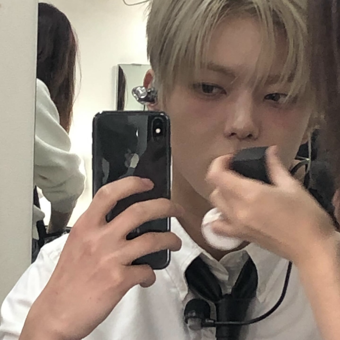 Latest photo of LEEJEONG (WHIB)