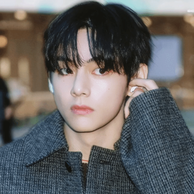 Foto aktivitas terbaru V (BTS)