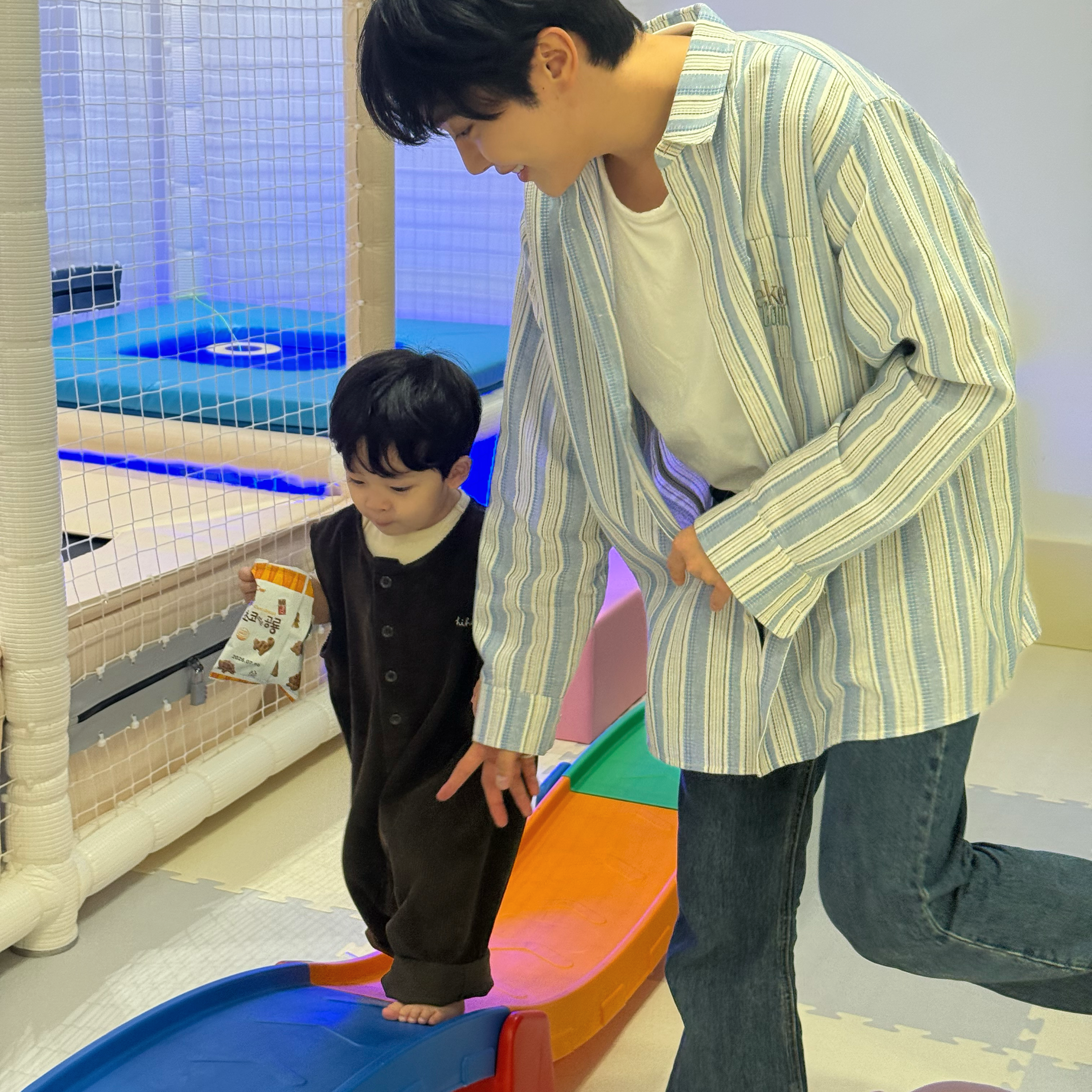 Latest photo of Seungkwan (SEVENTEEN)