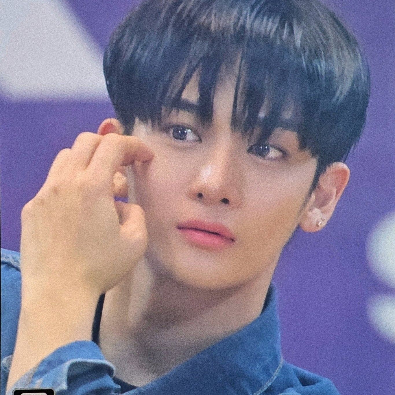 Latest photo of Bae Jinyoung