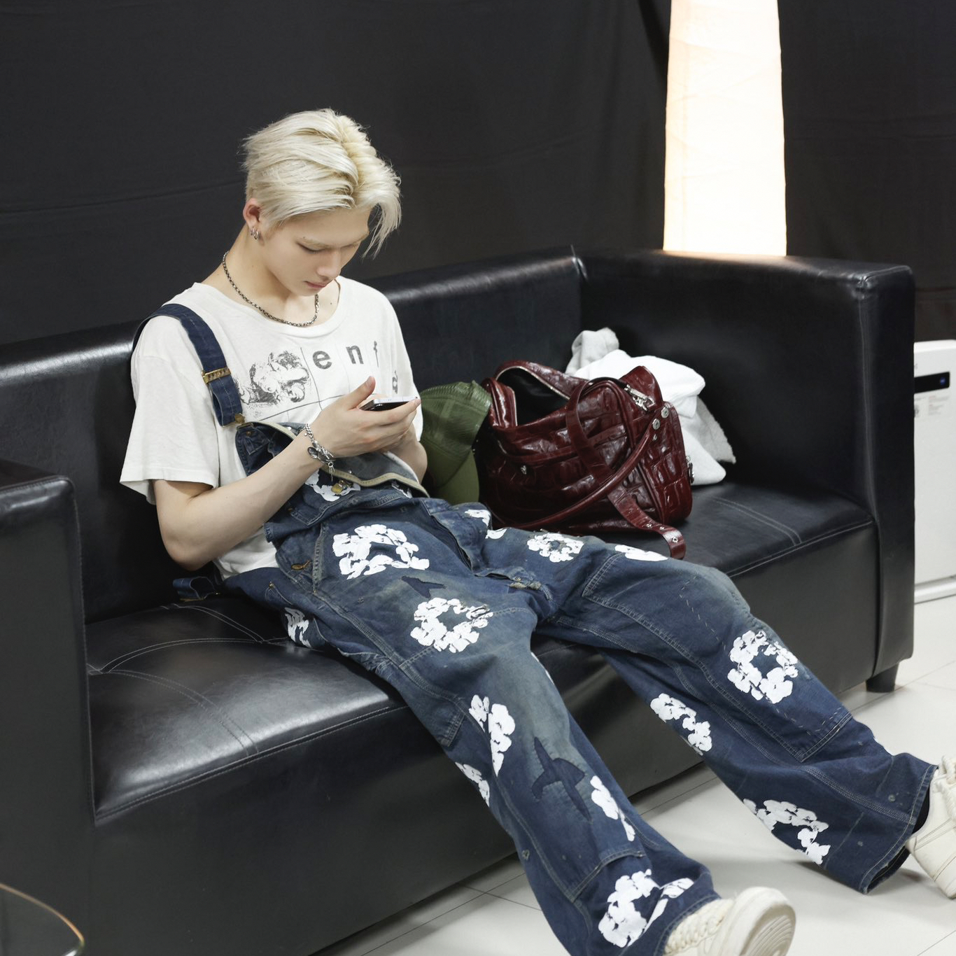 Behind-the-scenes cut of NI-KI (ENHYPEN)