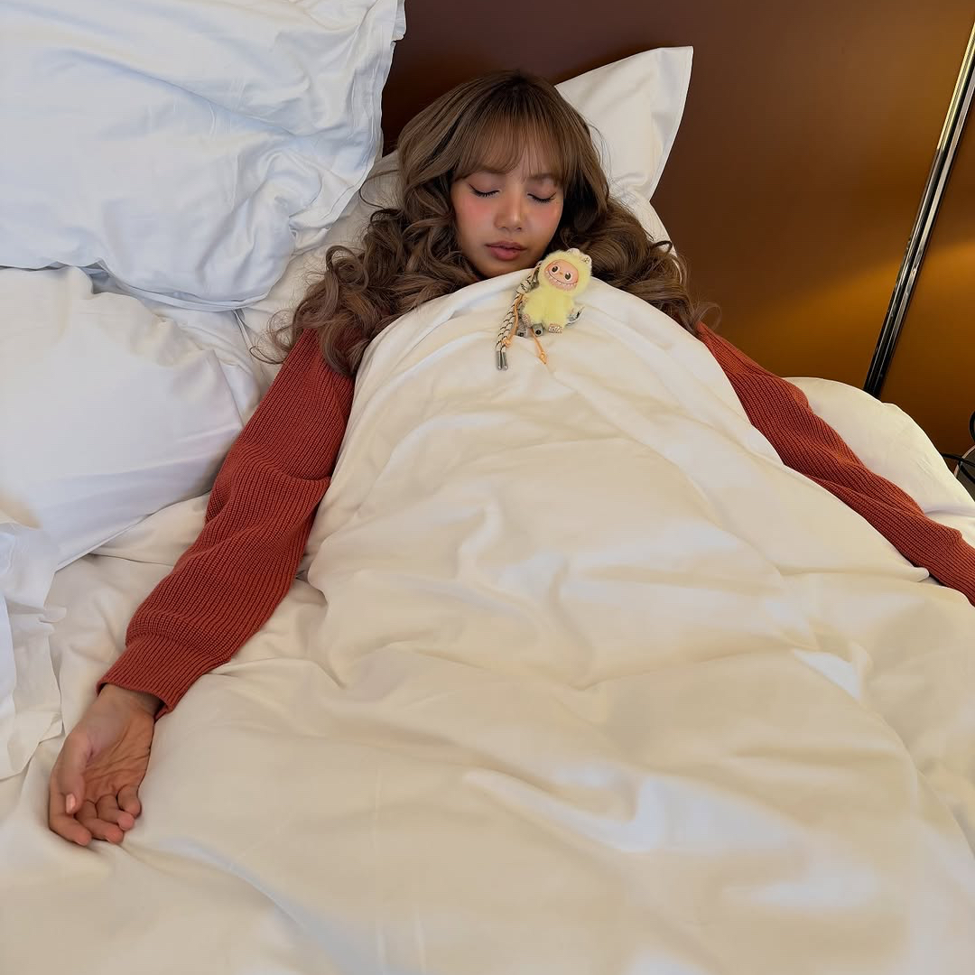 리사 (BLACKPINK) 최근 활동샷