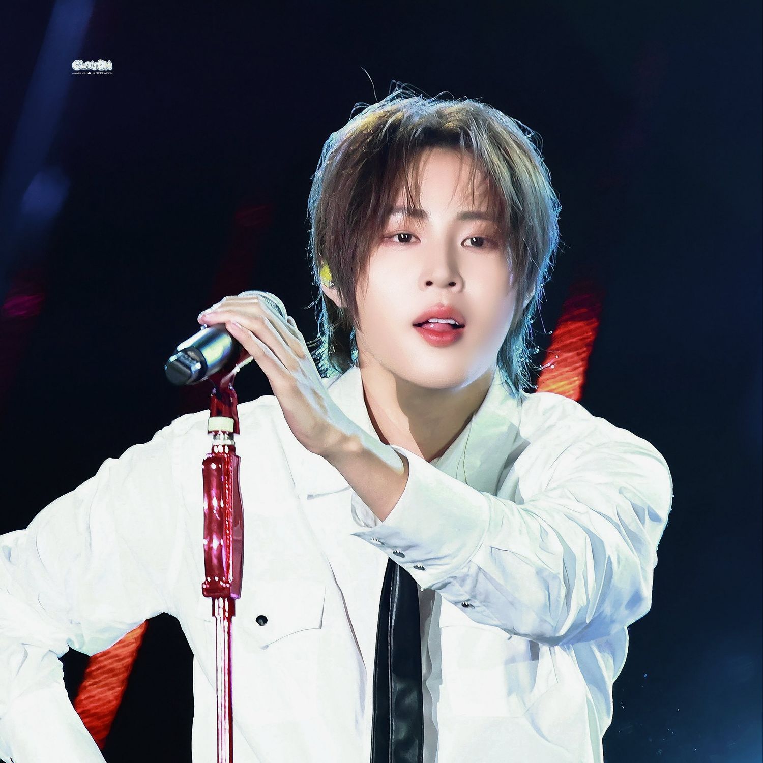 Recent activity shot of Ha Sungwoon
