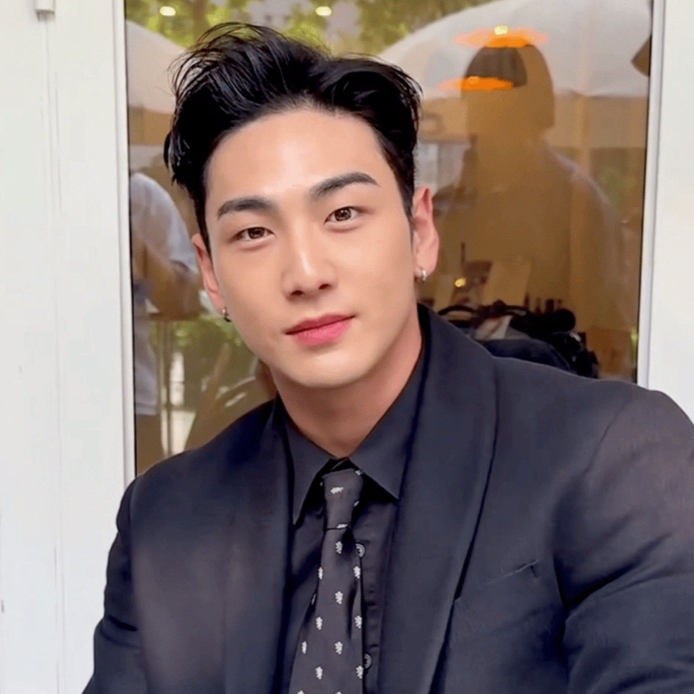 Latest photo of Baekho