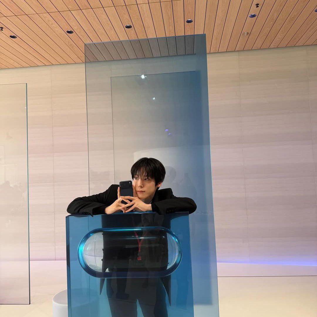 Recent activity shot of Yunho (ATEEZ)