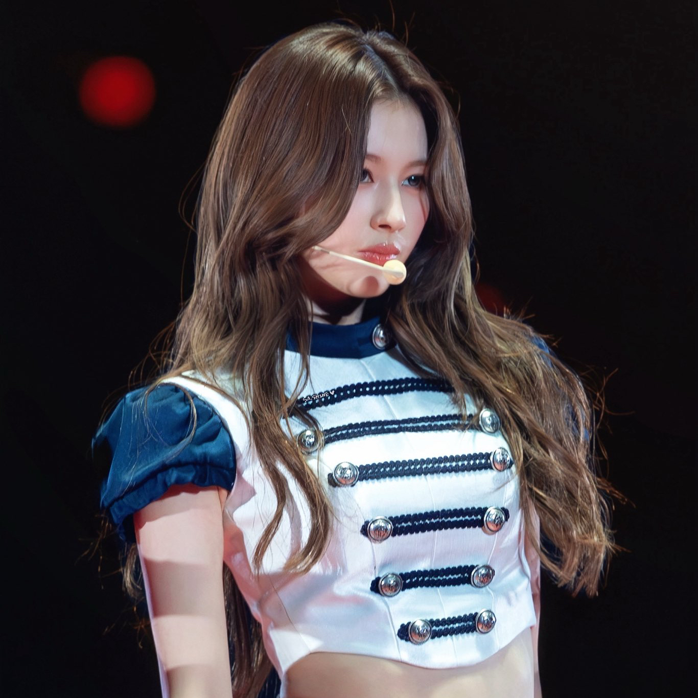 사나 (TWICE) 최근 활동샷