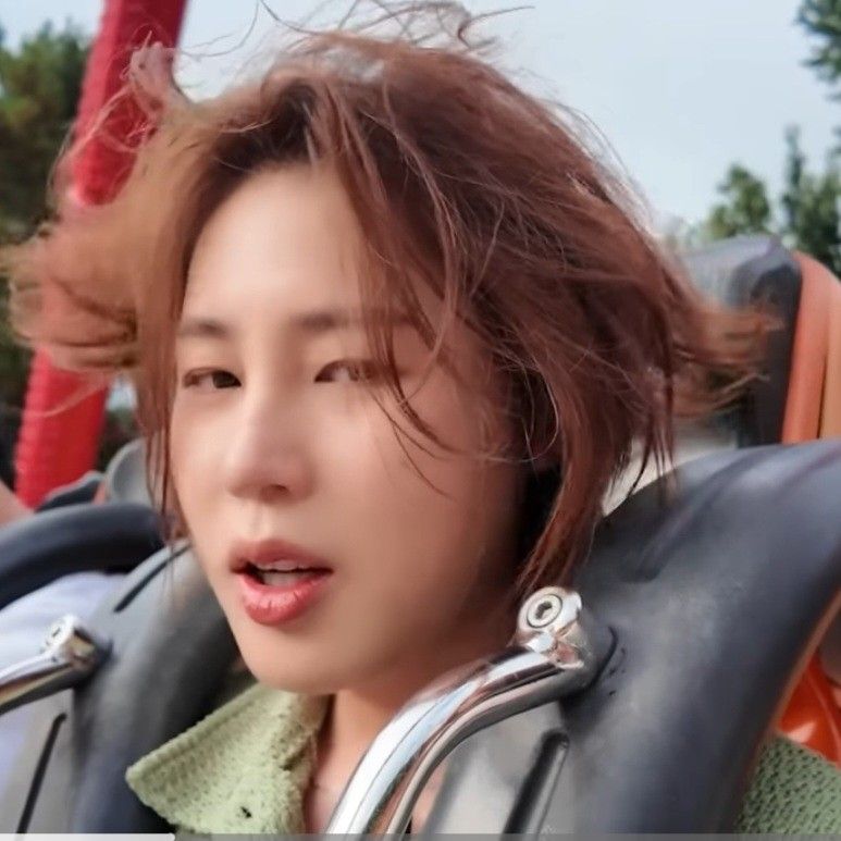 하성운 최근 활동샷