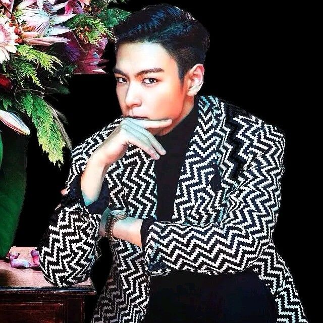 Behind-the-scenes cut of T.O.P