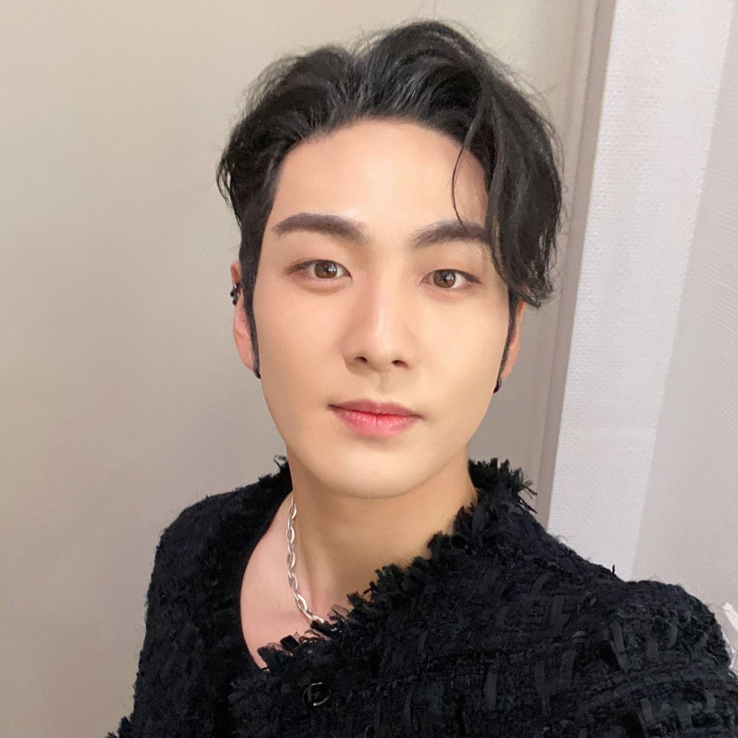 백호의 최신 사진