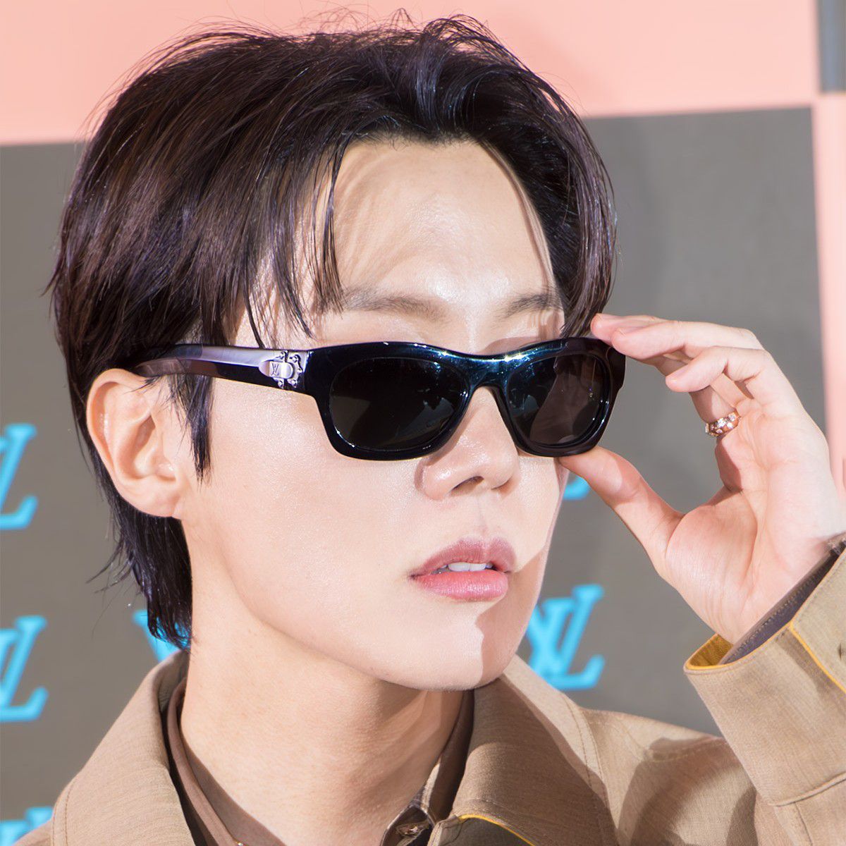 제이홉 (방탄소년단) 최근 활동샷