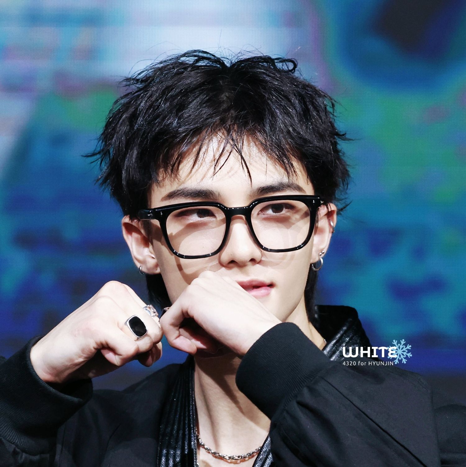 Latest photo of Hyunjin (Stray Kids)