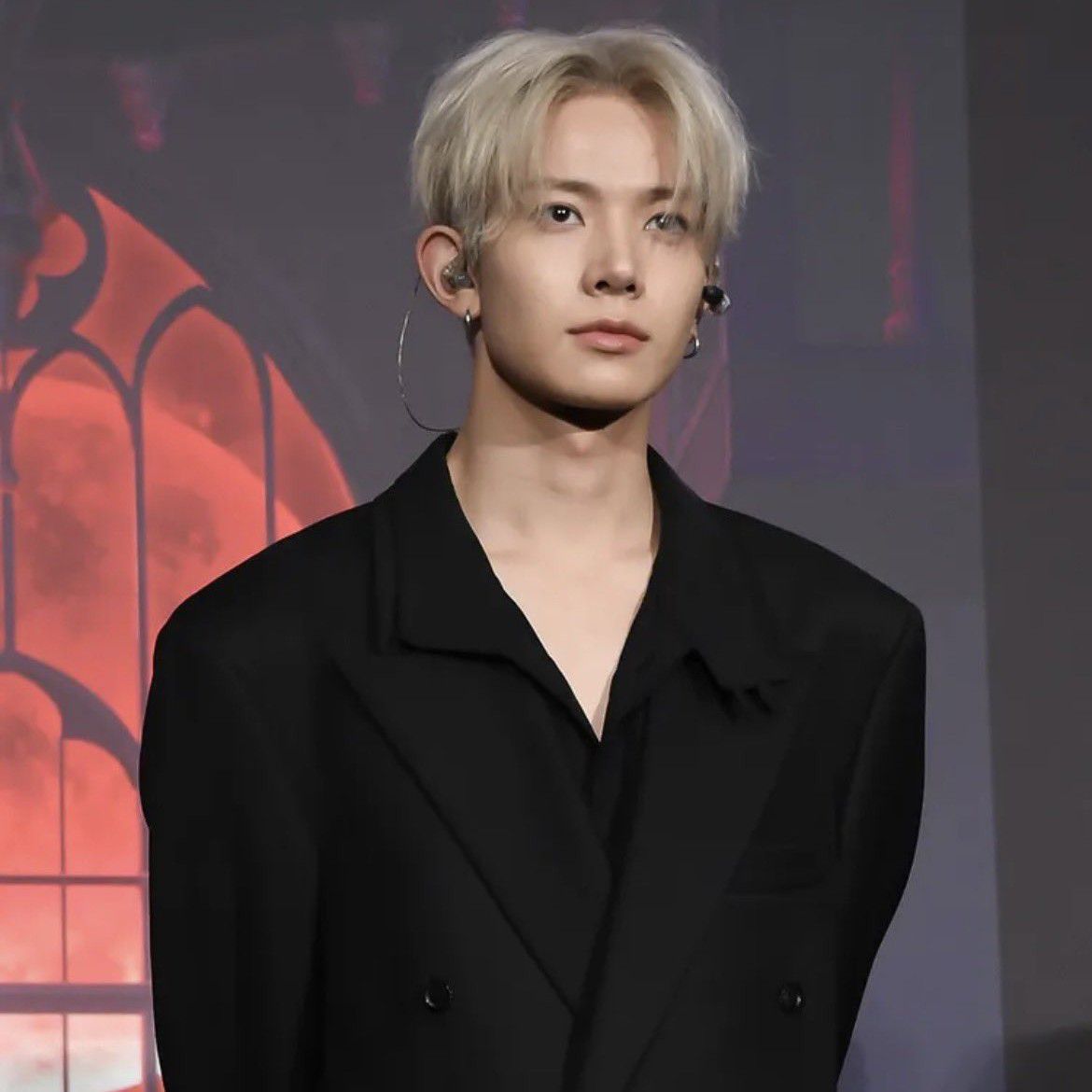 Foto terbaru Heeseung (ENHYPEN)