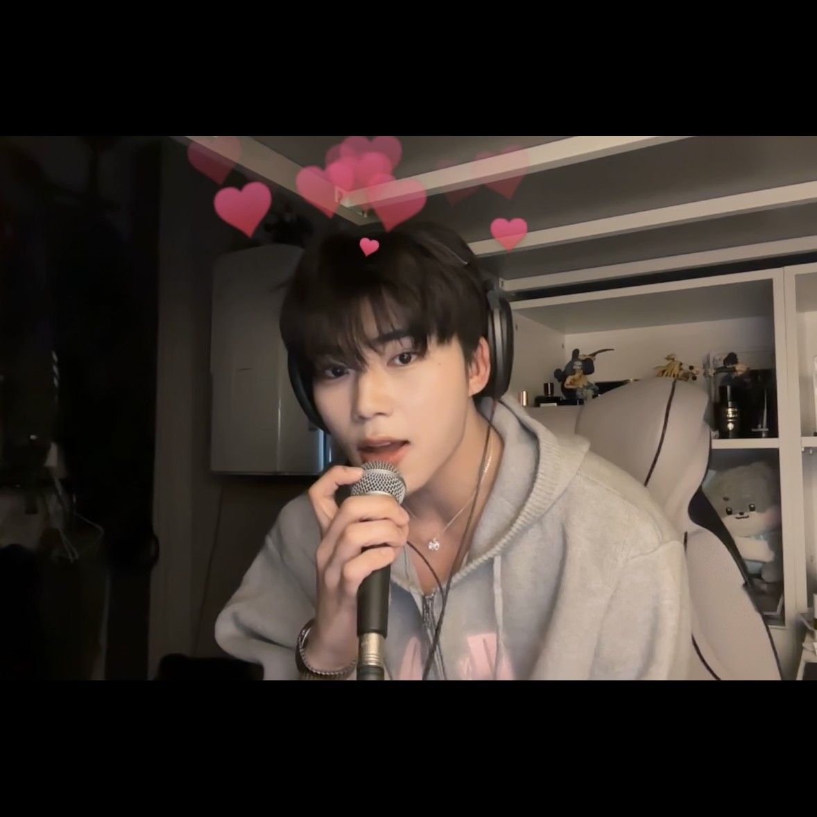 Behind-the-scenes cut of Park Gunwook (ZEROBASEONE)