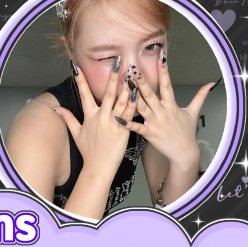 Behind-the-scenes cut of Yeri (Red Velvet)