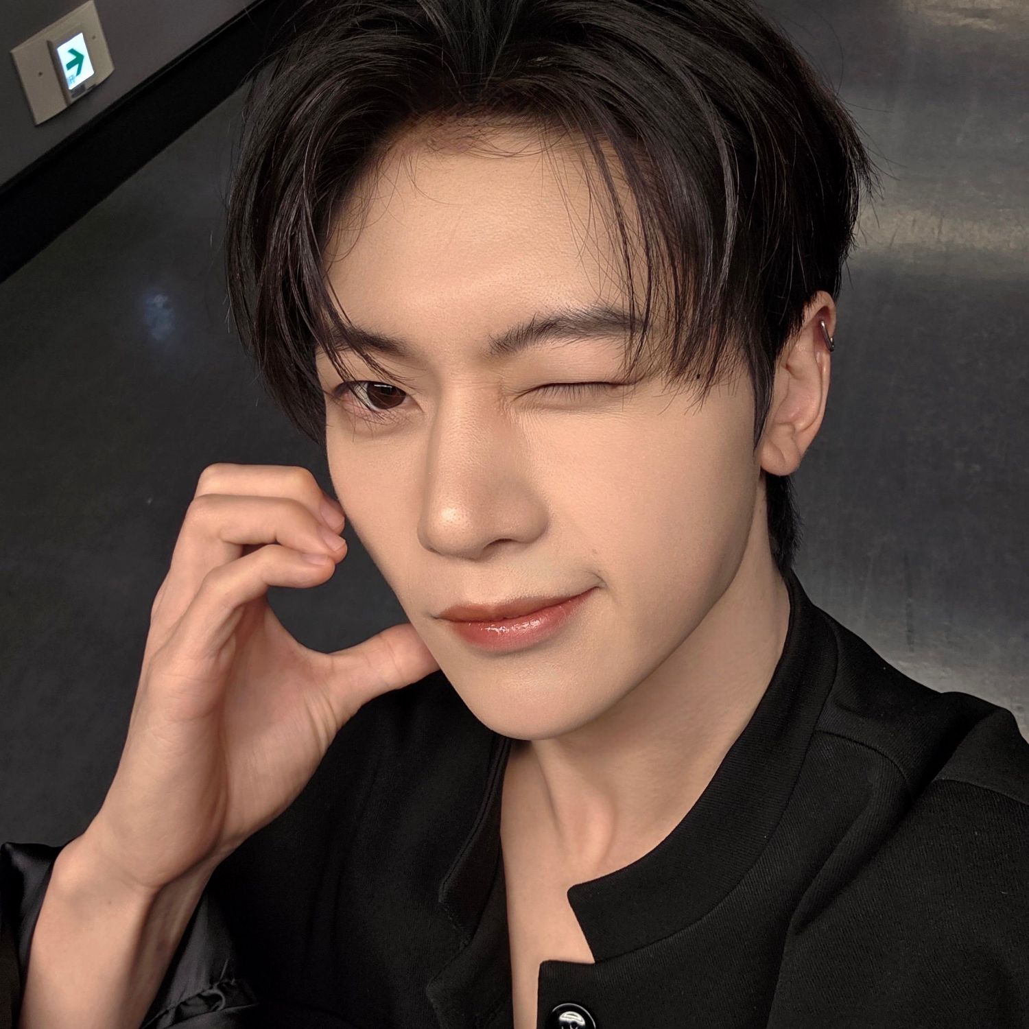 Recent activity shot of Seok Matthew (ZEROBASEONE)