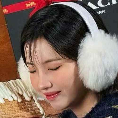 Behind-the-scenes cut of Soyeon (i-dle)