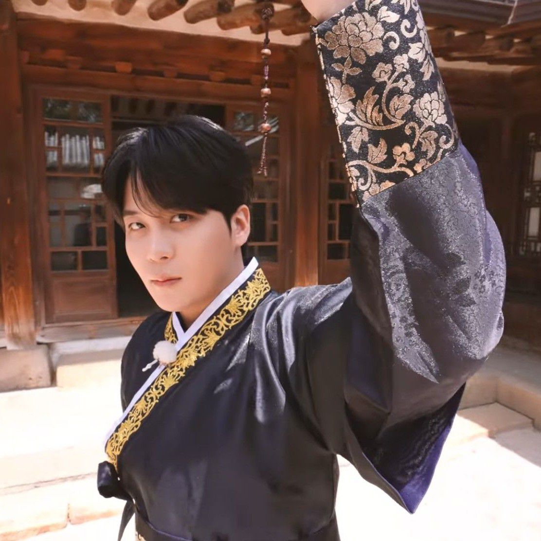 Recent activity shot of Jongho (ATEEZ)