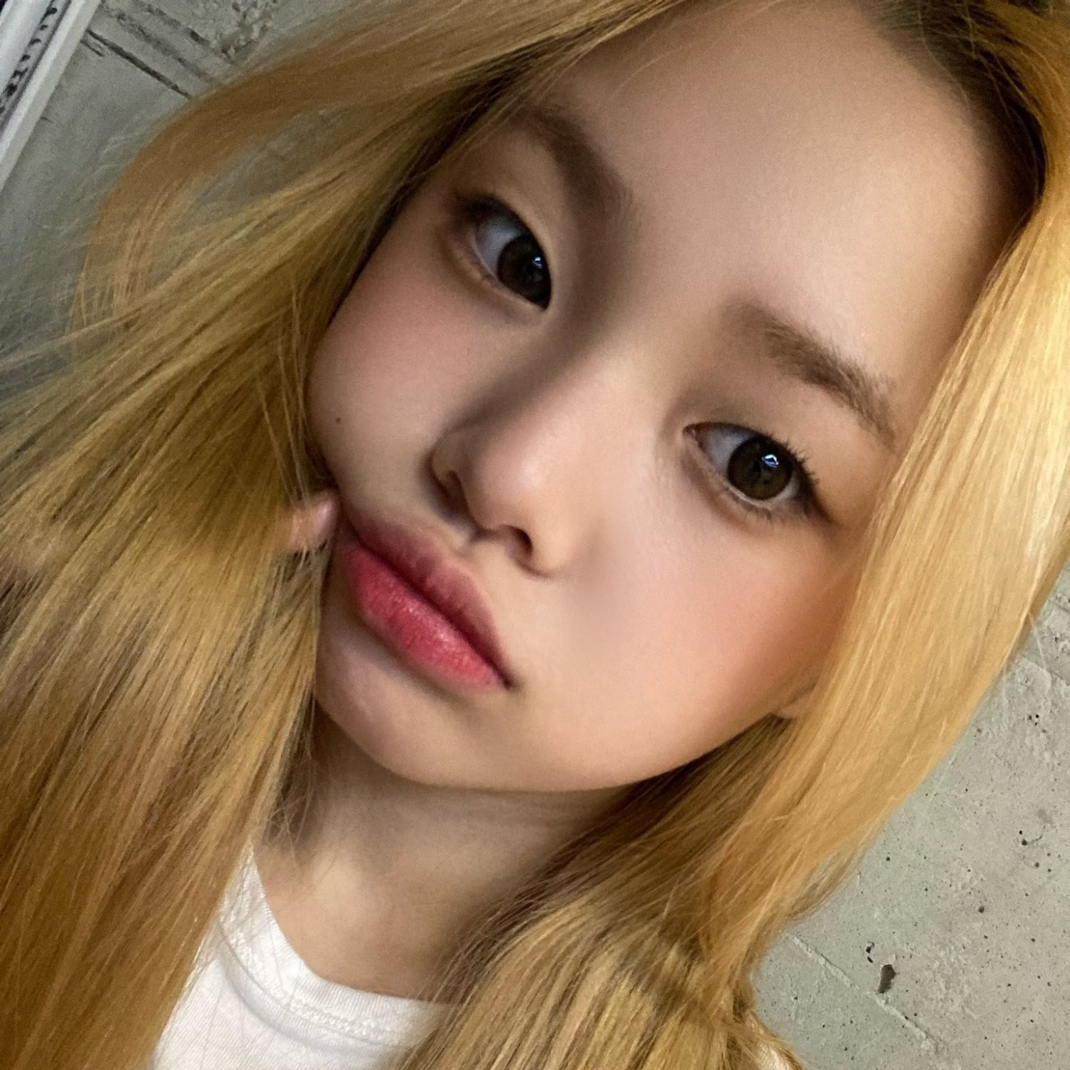 Behind-the-scenes cut of Park Boeun (CLASS:y)