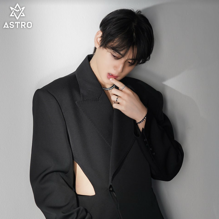 Behind-the-scenes cut of Eunwoo (ASTRO)