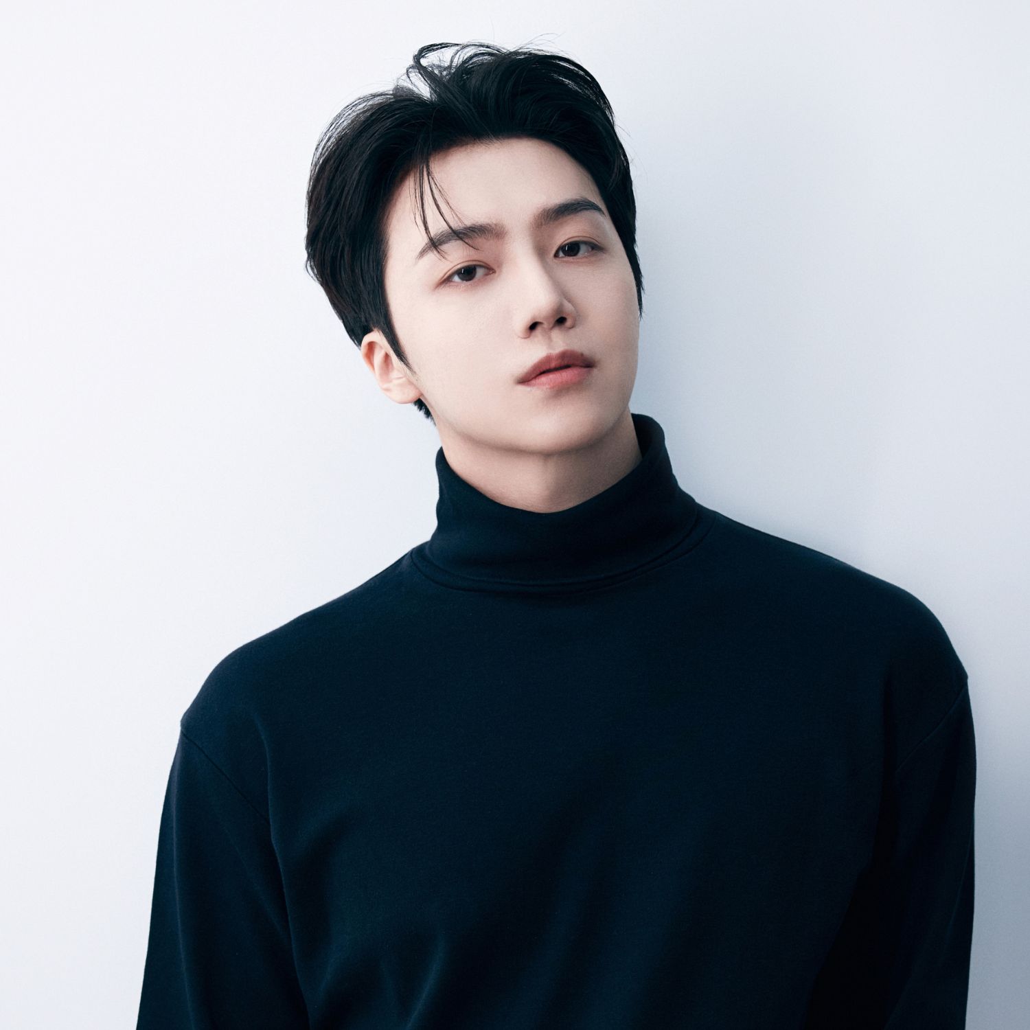 Latest photo of Jinho (PENTAGON)