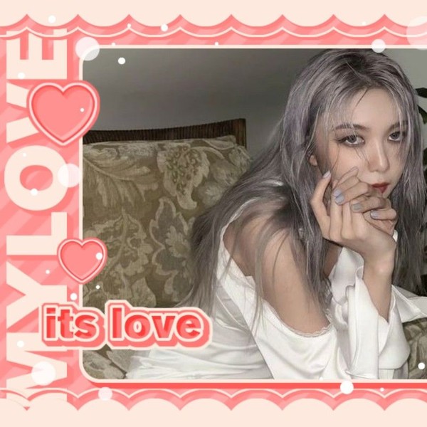 Signature photo of Dami (DREAMCATCHER) capturing their charm