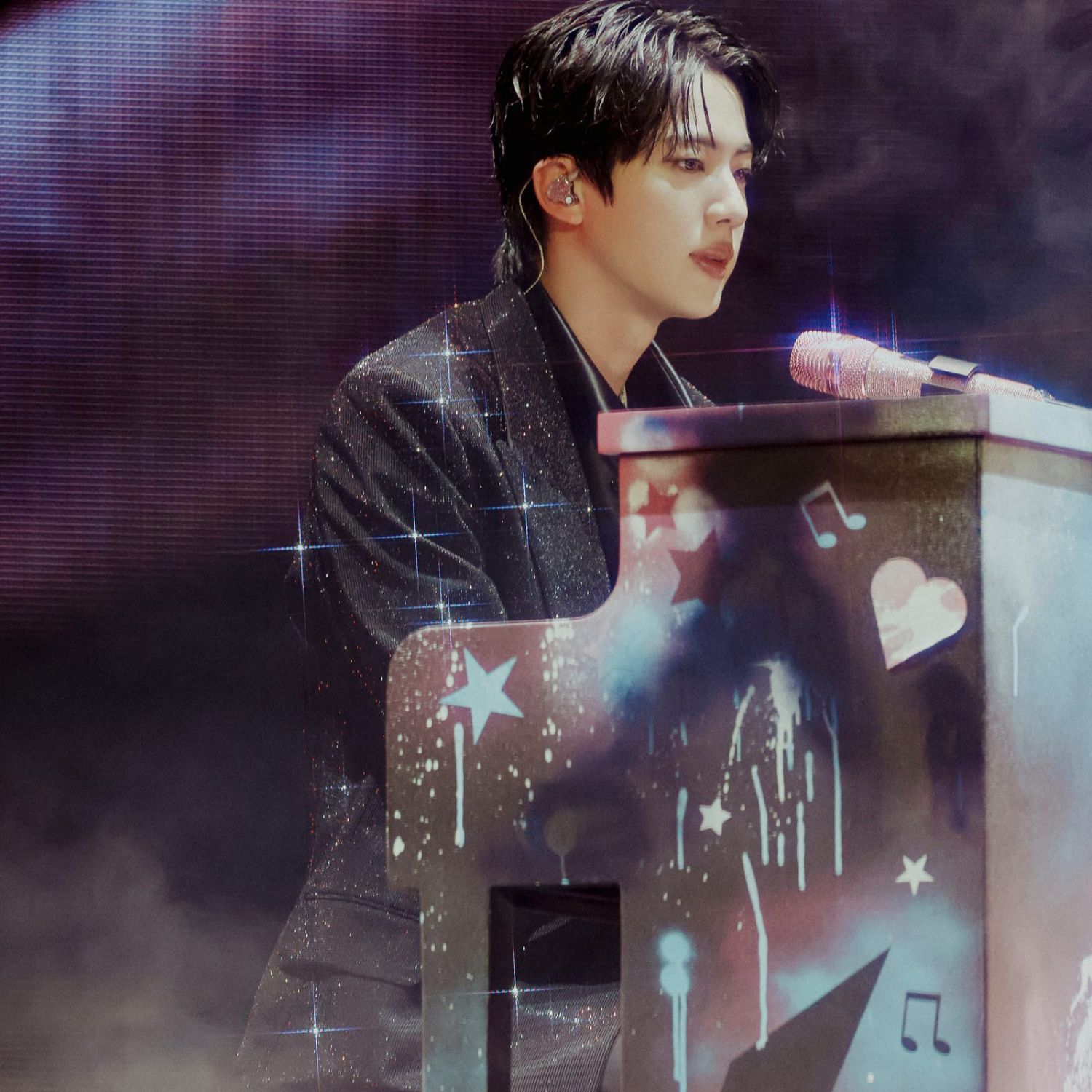 Behind-the-scenes cut of Jin (BTS)