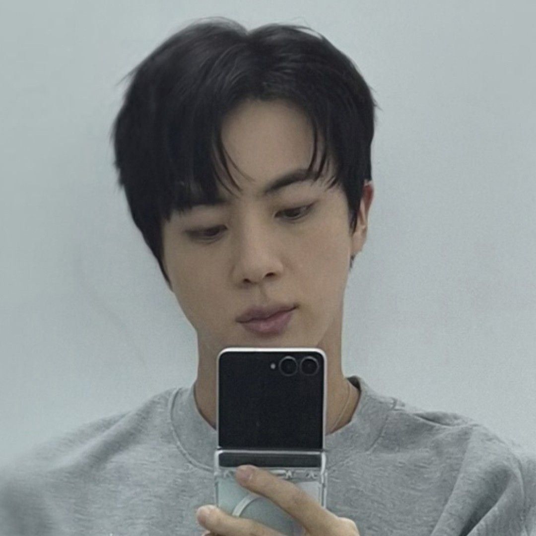 진 (방탄소년단)의 비하인드 컷