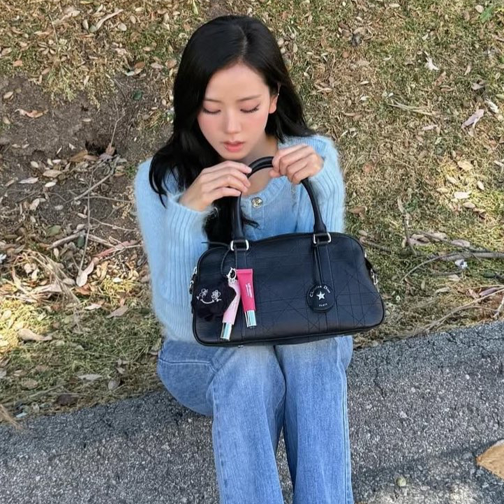 Behind-the-scenes cut of Jisoo (BLACKPINK)