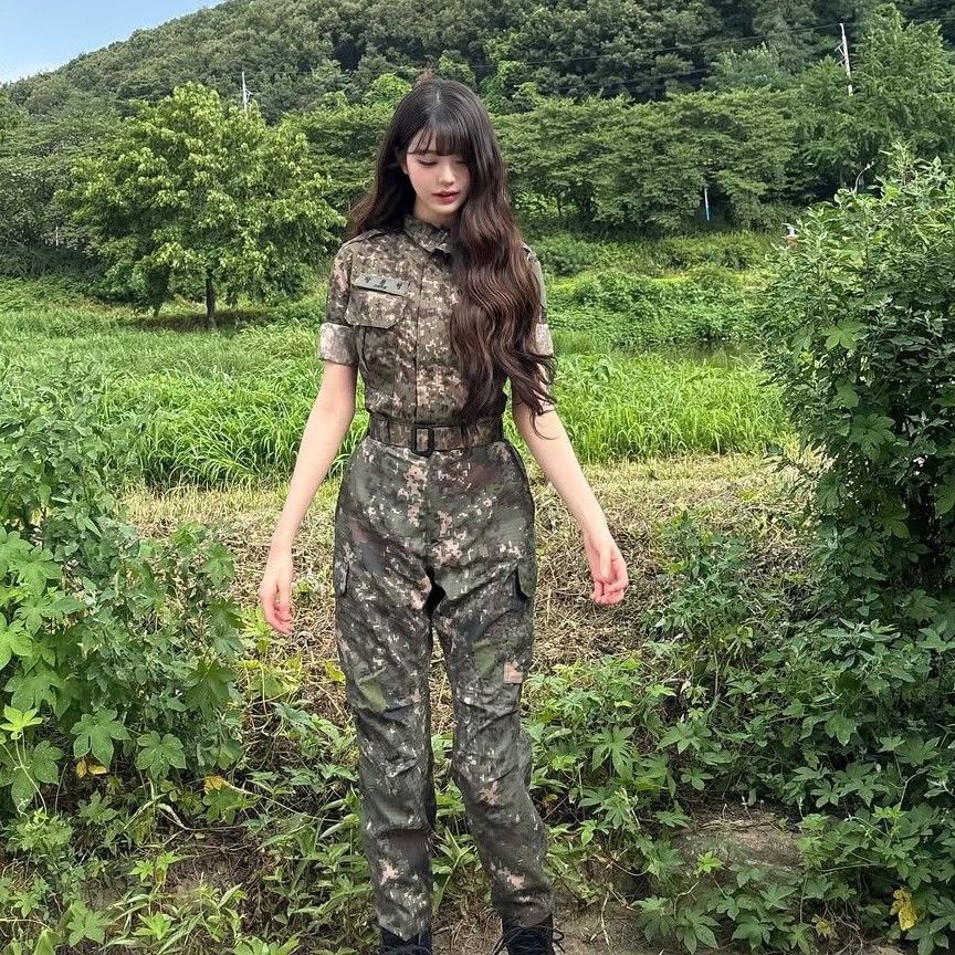 Behind-the-scenes cut of IZ*ONE
