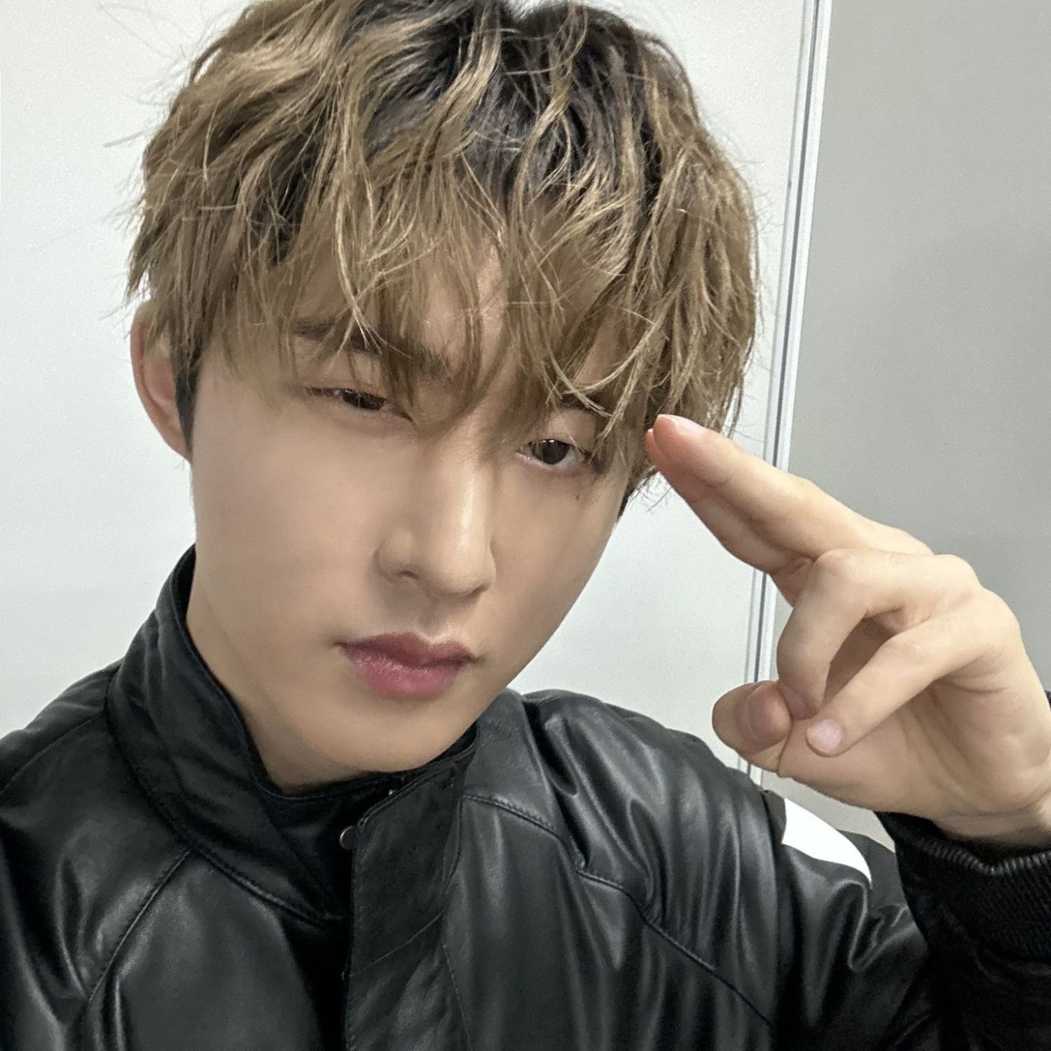 A moment captured by B.I's fan