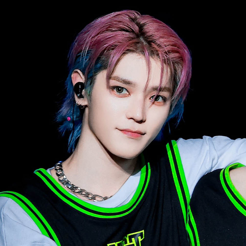 A moment captured by Taeyong (NCT 127)'s fan