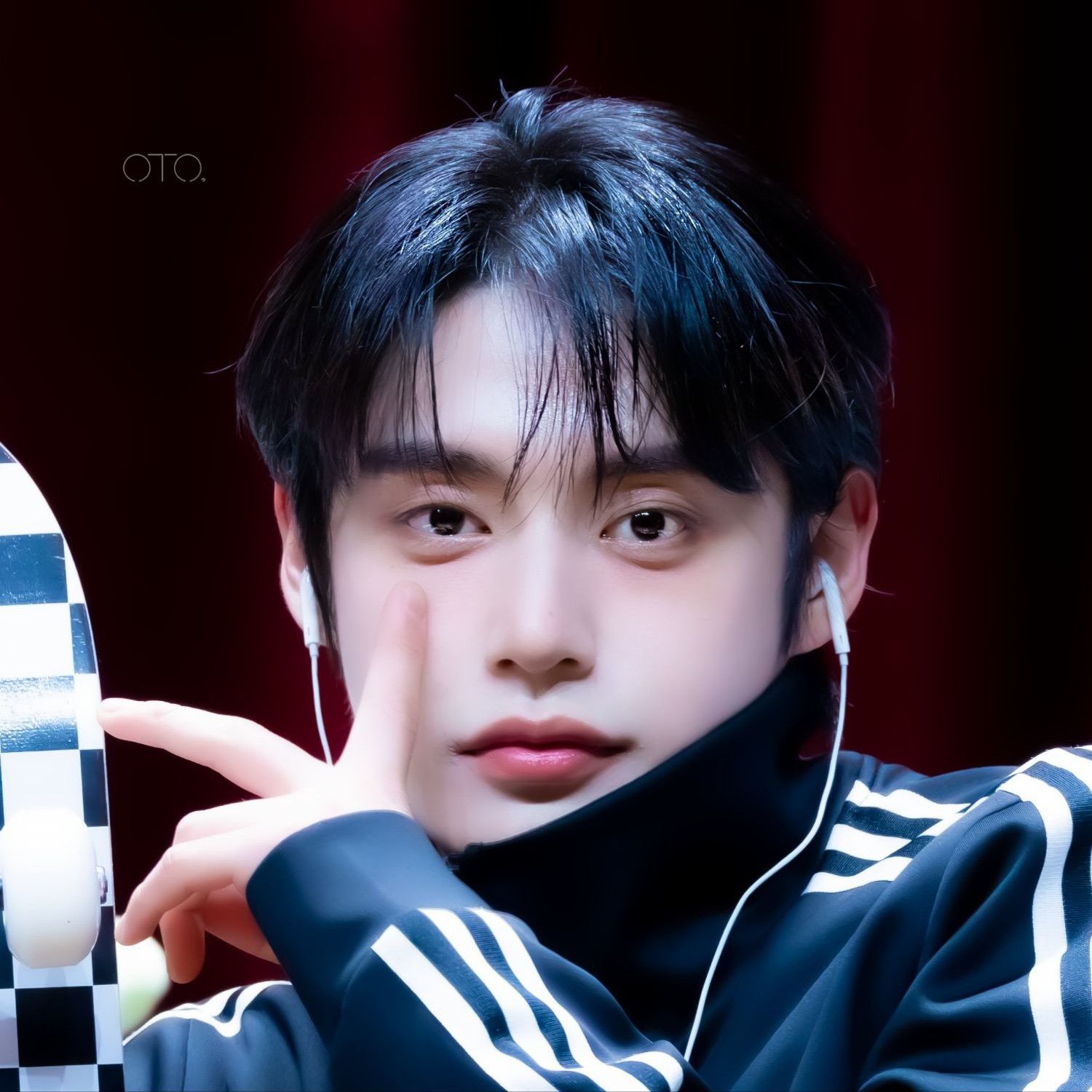 Recent activity shot of Kim Jiwoong (ZEROBASEONE)