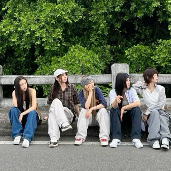 Behind-the-scenes cut of NewJeans