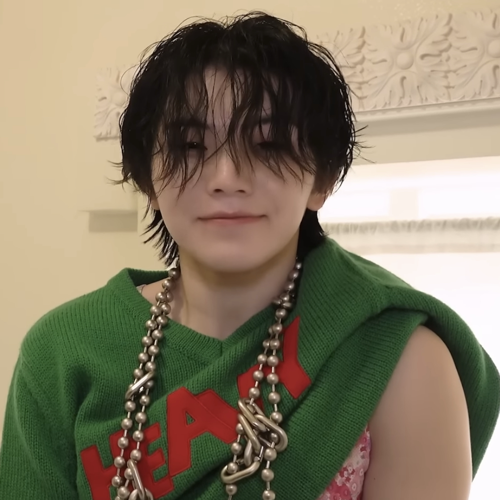 A moment captured by Woozi (SEVENTEEN)'s fan