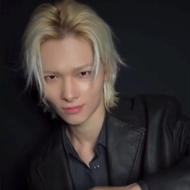 Recent activity shot of NI-KI (ENHYPEN)